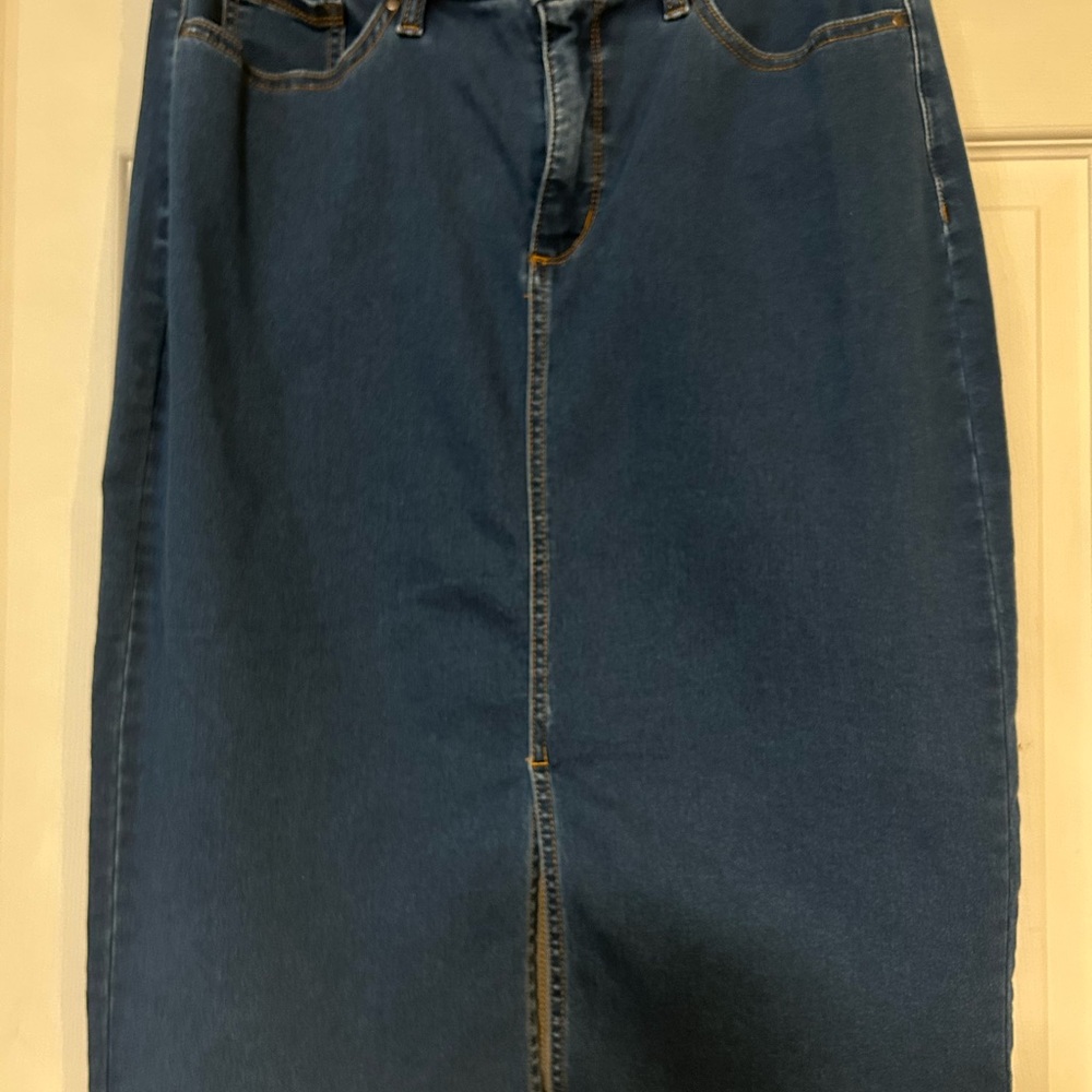 Jones New York Deep Blue Midi Skirt